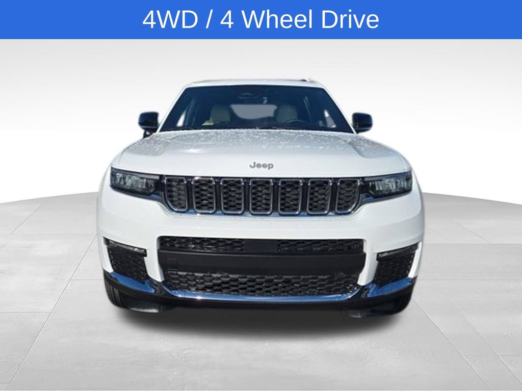Used 2025 Jeep Grand Cherokee L Limited AWD/4WD image 9