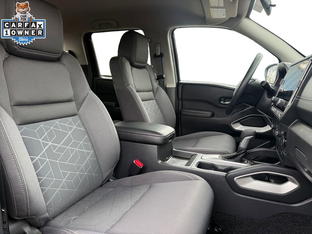 Certified 2025 Nissan Frontier SV AWD/4WD image 15