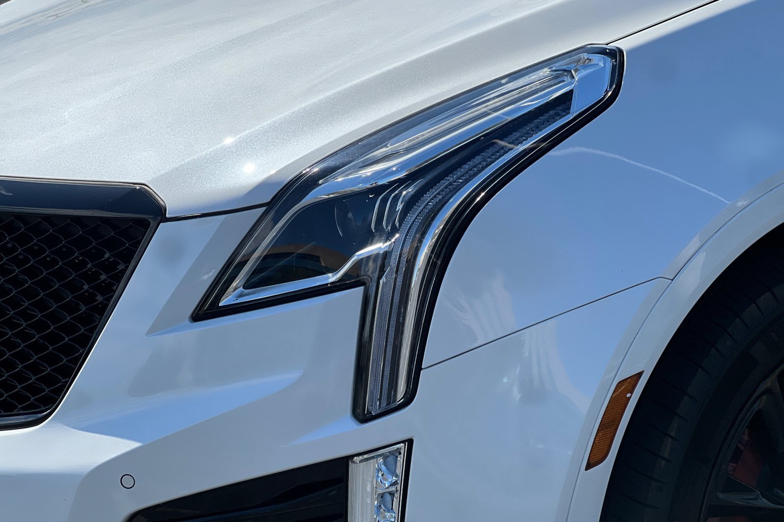 Used 2022 Cadillac XT5 Sportv w/ LPO, ONYX Package image 53