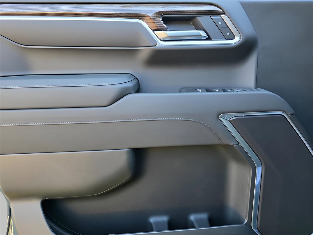 New 2026 Chevrolet Silverado 1500 LT image 18