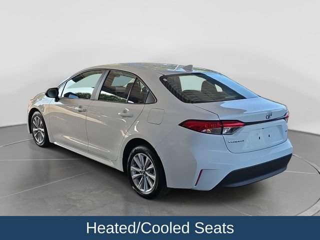 Used 2024 Toyota Corolla LE w/ LE Convenience Package FWD image 6
