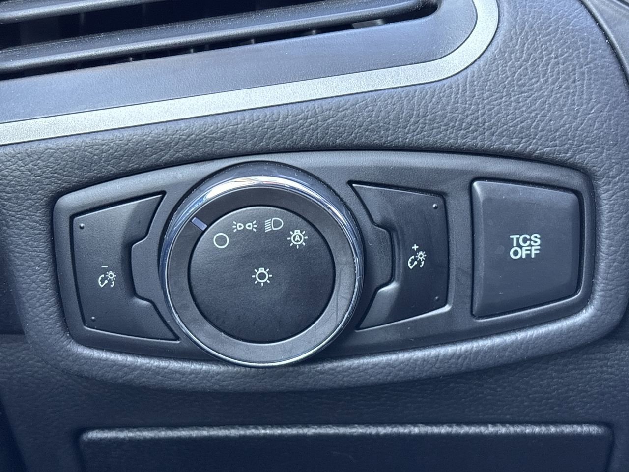 Certified 2023 Ford Edge SEL image 25