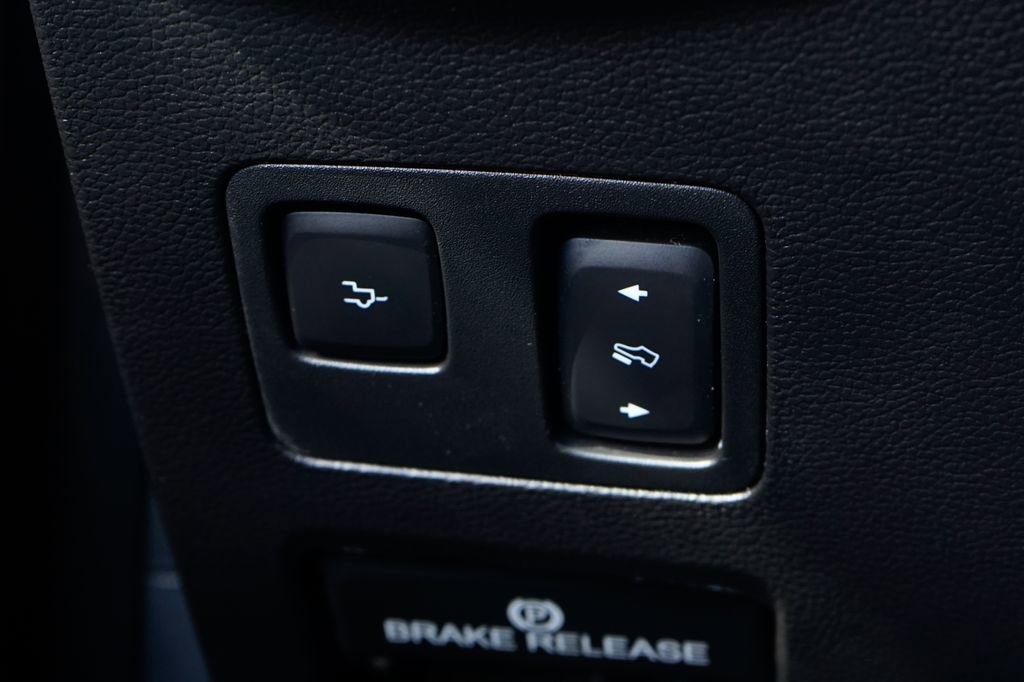 Used 2020 Ford F350 Lariat AWD/4WD image 23