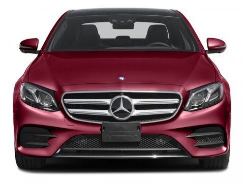 Used 2018 Mercedes-Benz E 400 4MATIC Sedan image 4