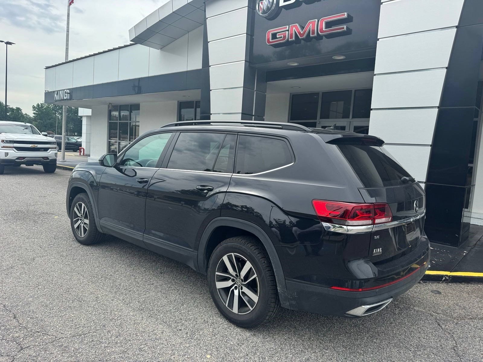 Used 2022 Volkswagen Atlas SE AWD/4WD image 4
