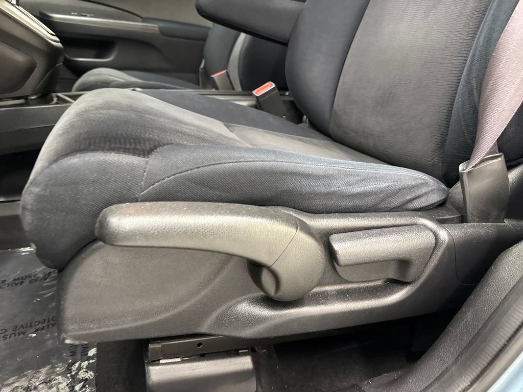 Used 2014 Honda CR-V LX image 13