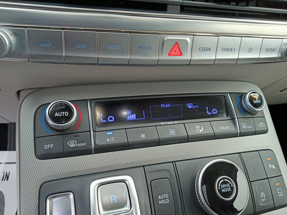 Used 2022 Hyundai Palisade Calligraphy w/ Cargo Package FWD image 22