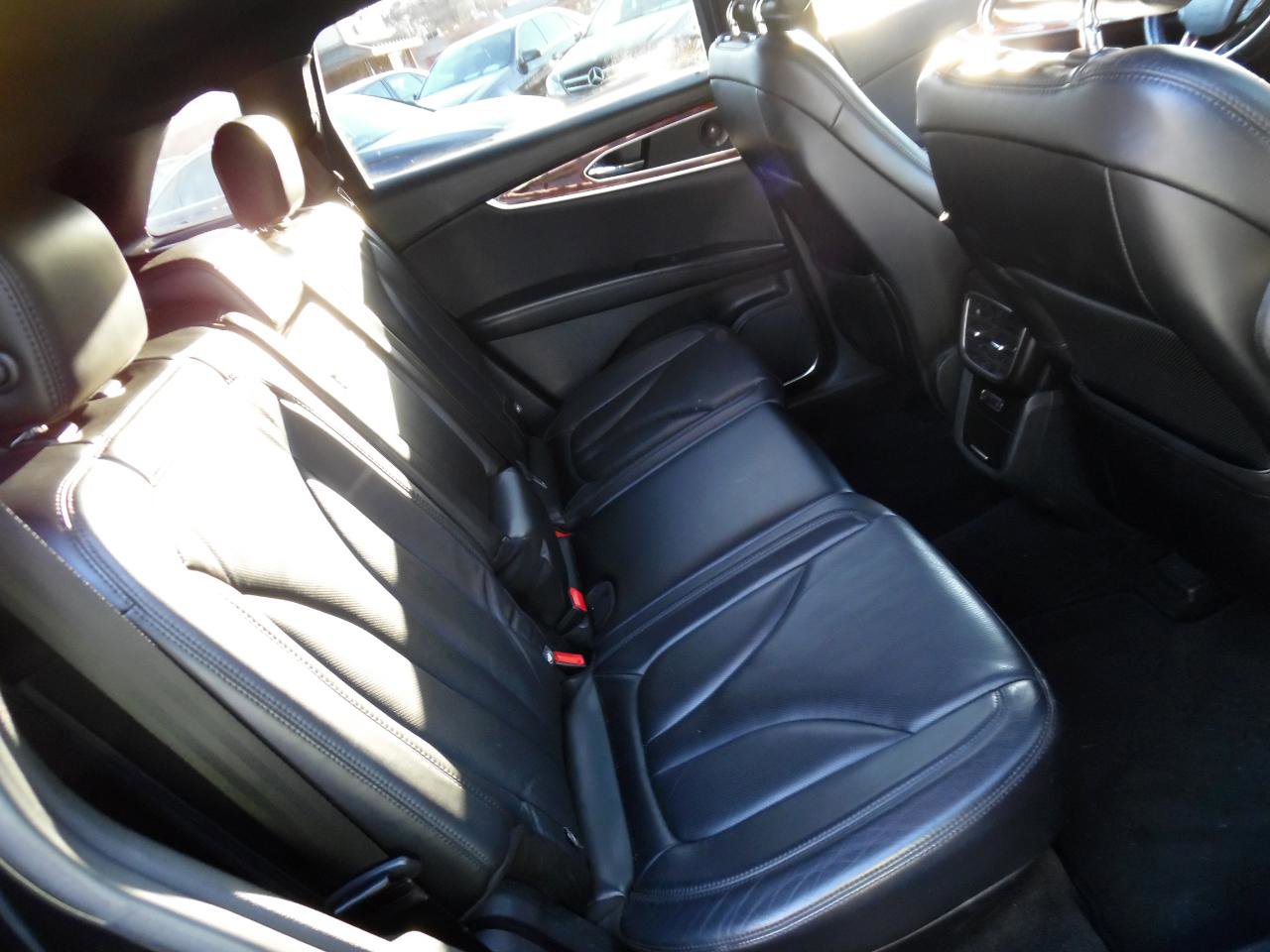 Used 2016 Lincoln MKX Reserve image 19