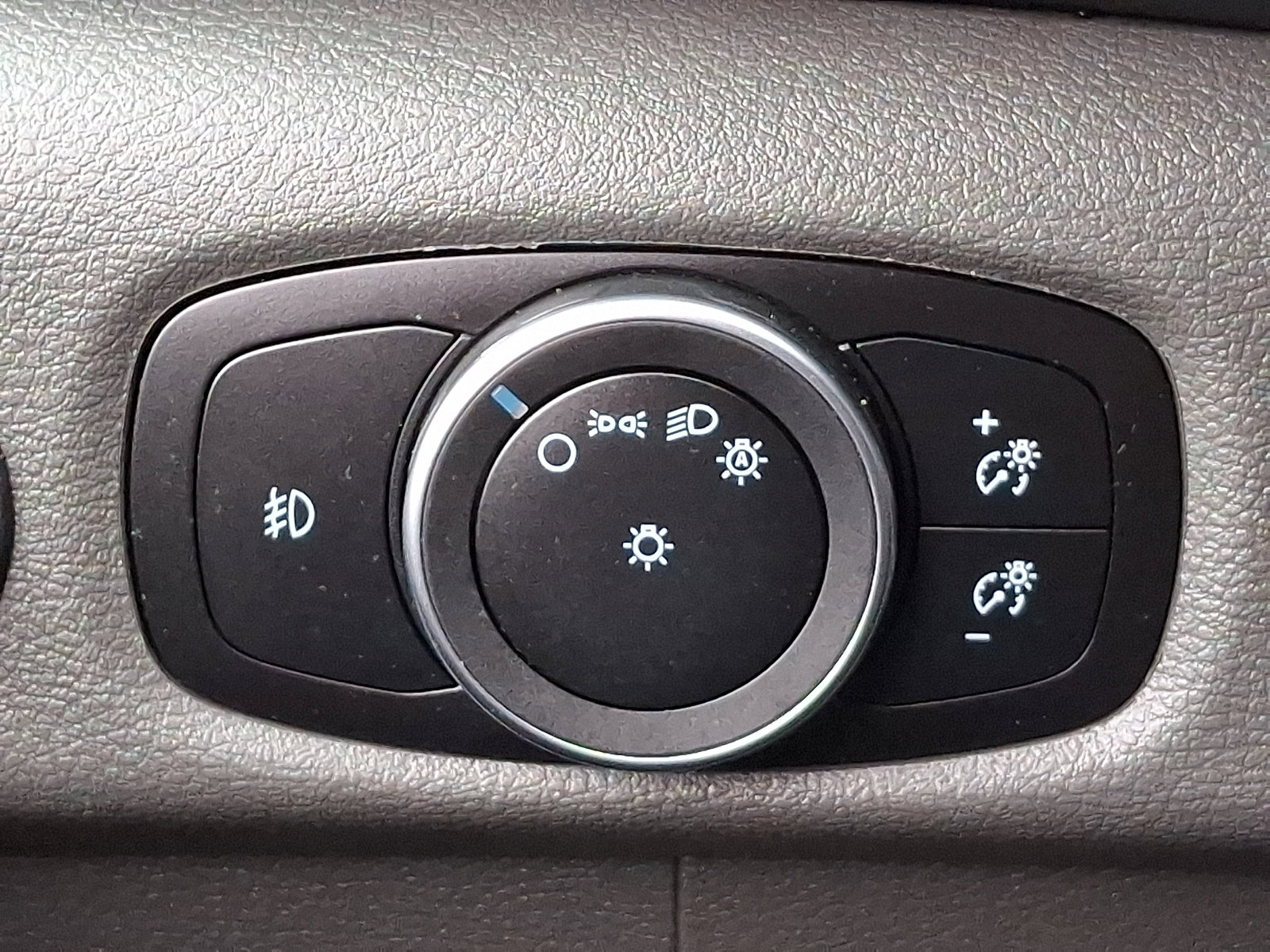 Used 2023 Ford Transit 350 XLT image 28