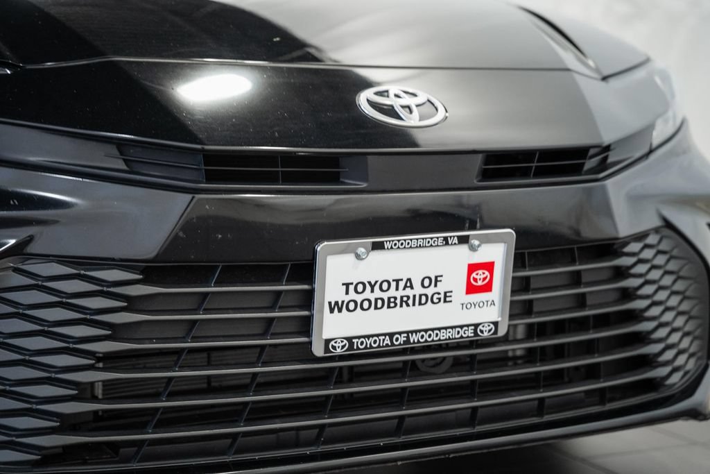 Used 2025 Toyota Camry LE FWD image 9