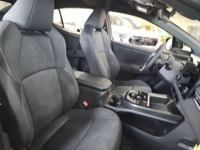 New 2026 Toyota C-HR AWD/4WD image 13