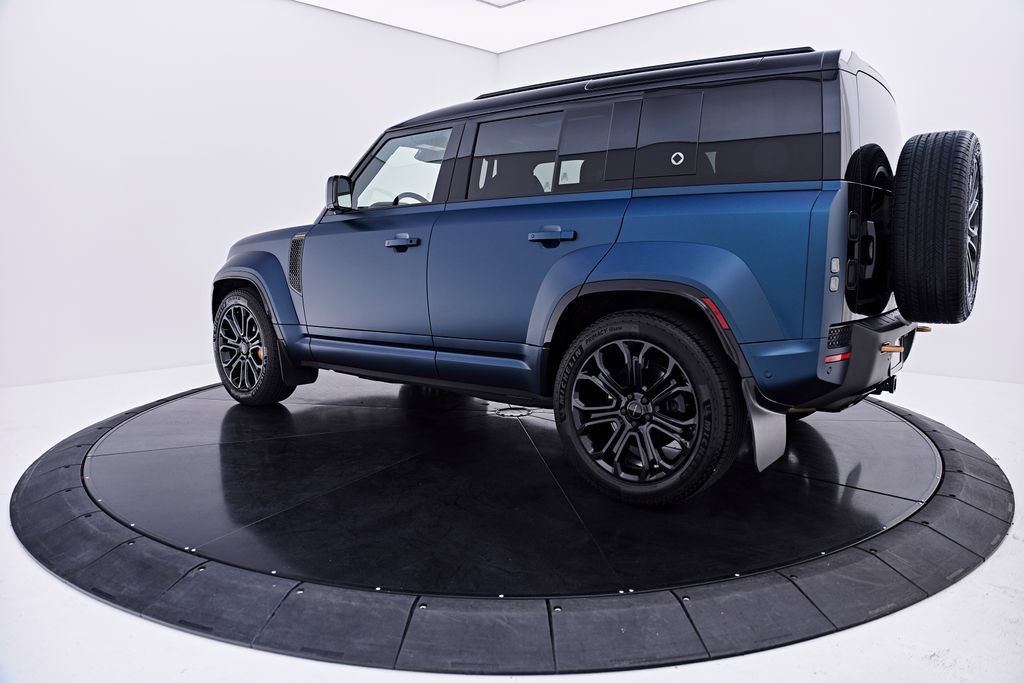 Used 2026 Land Rover Defender 110 OCTA AWD/4WD image 15