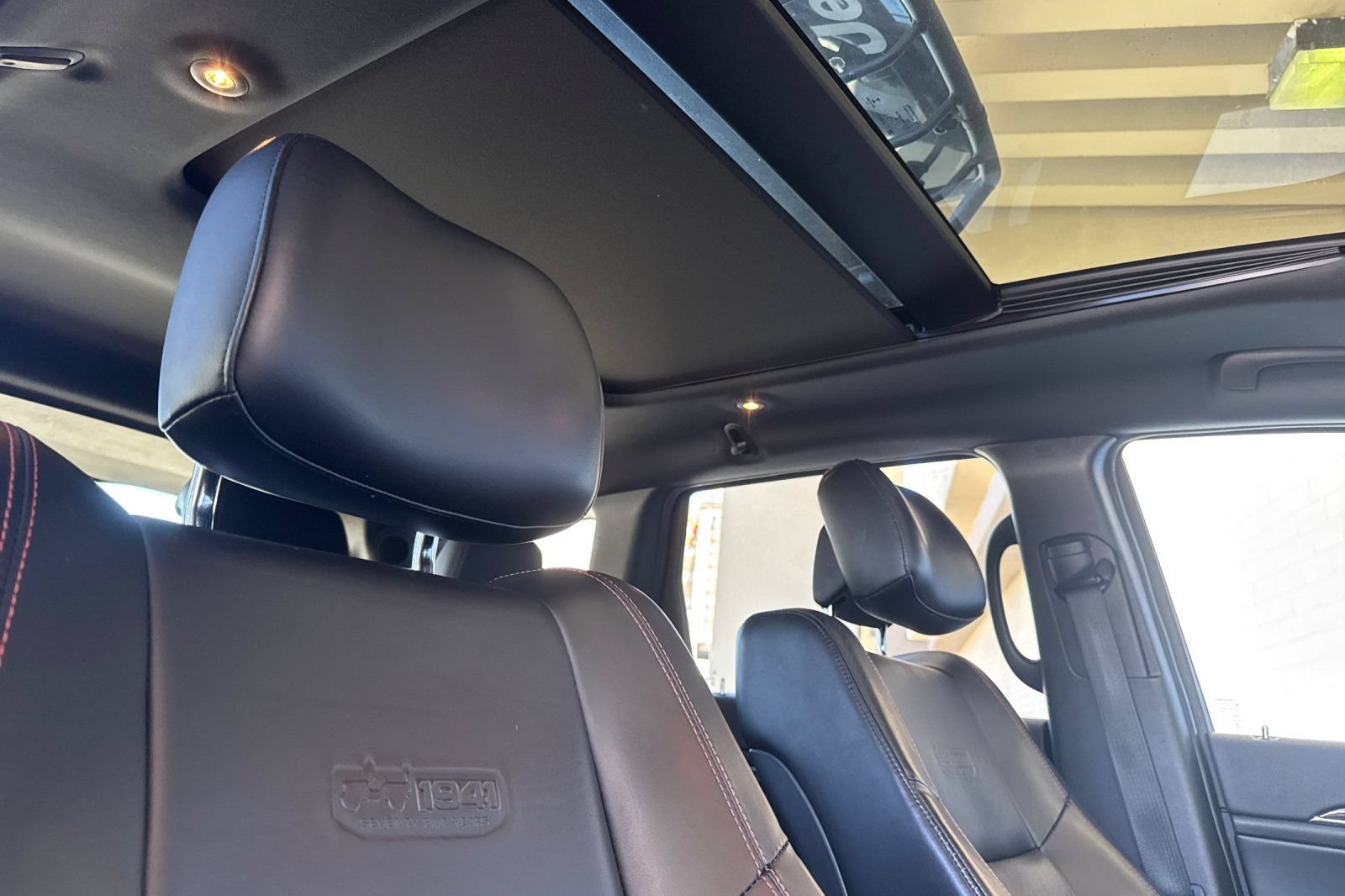Used 2017 Jeep Grand Cherokee Limited 75th Anniversary AWD/4WD image 17