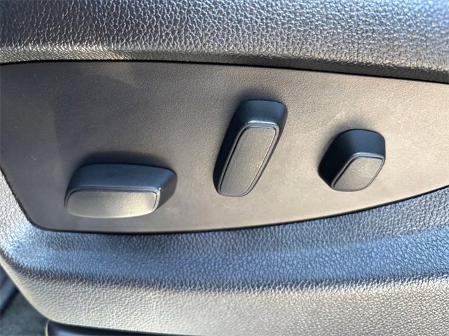 Used 2016 GMC Sierra 2500 SLT image 16