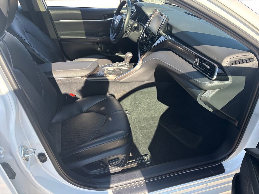 Used 2021 Toyota Camry XSE w/ Navigation Upgrade Package image 20