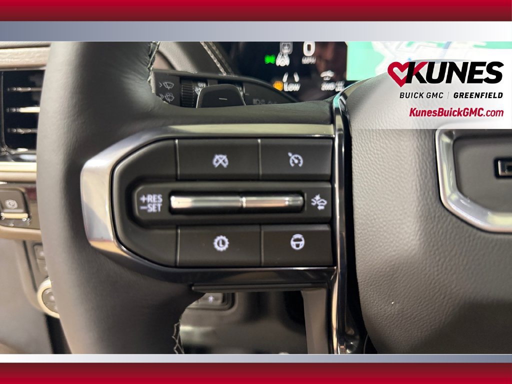 New 2026 GMC Yukon Denali Ultimate w/ LPO, Floor Liner Package AWD/4WD image 12