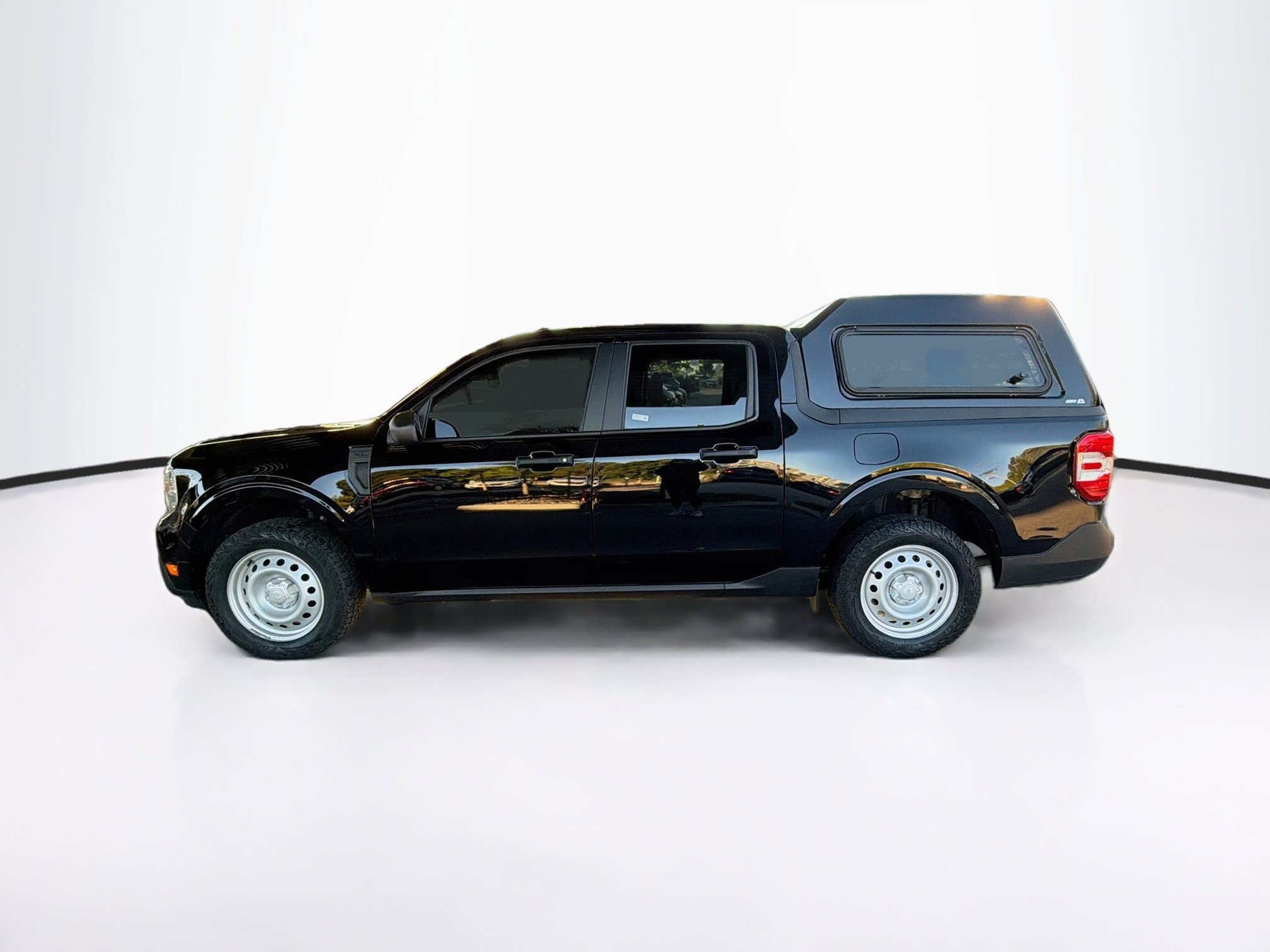 Used 2024 Ford Maverick XL w/ Equipment Group 100A Standard AWD/4WD image 4