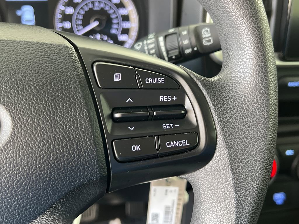 Used 2021 Hyundai Venue SE image 38