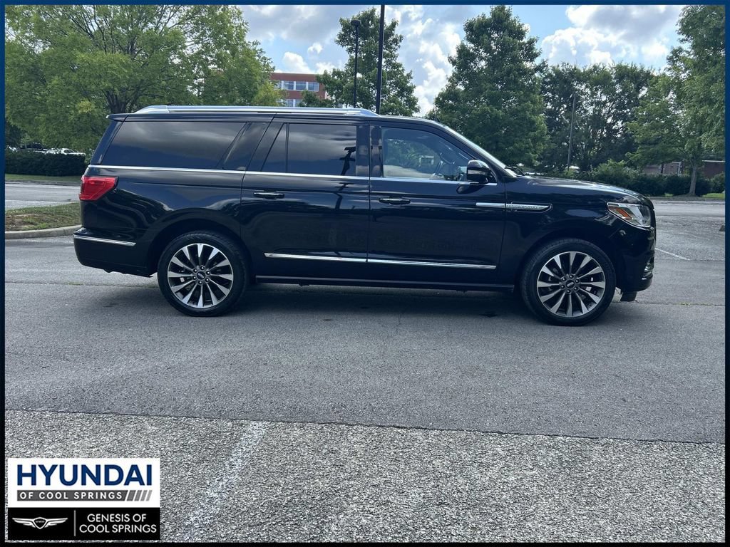 Used 2021 Lincoln Navigator L Reserve AWD/4WD image 8