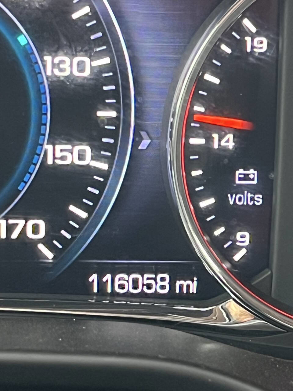 Used 2018 GMC Acadia Denali w/ LPO, Cargo Package image 35