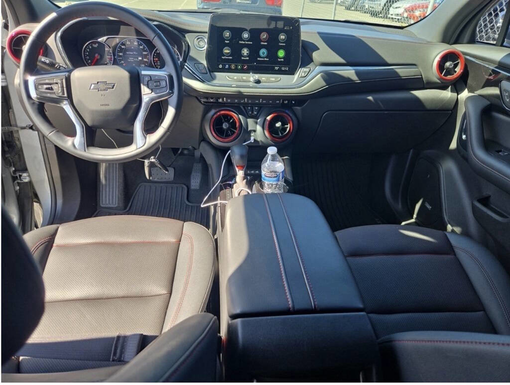 Used 2024 Chevrolet Blazer RS w/ Driver Confidence II Package image 9