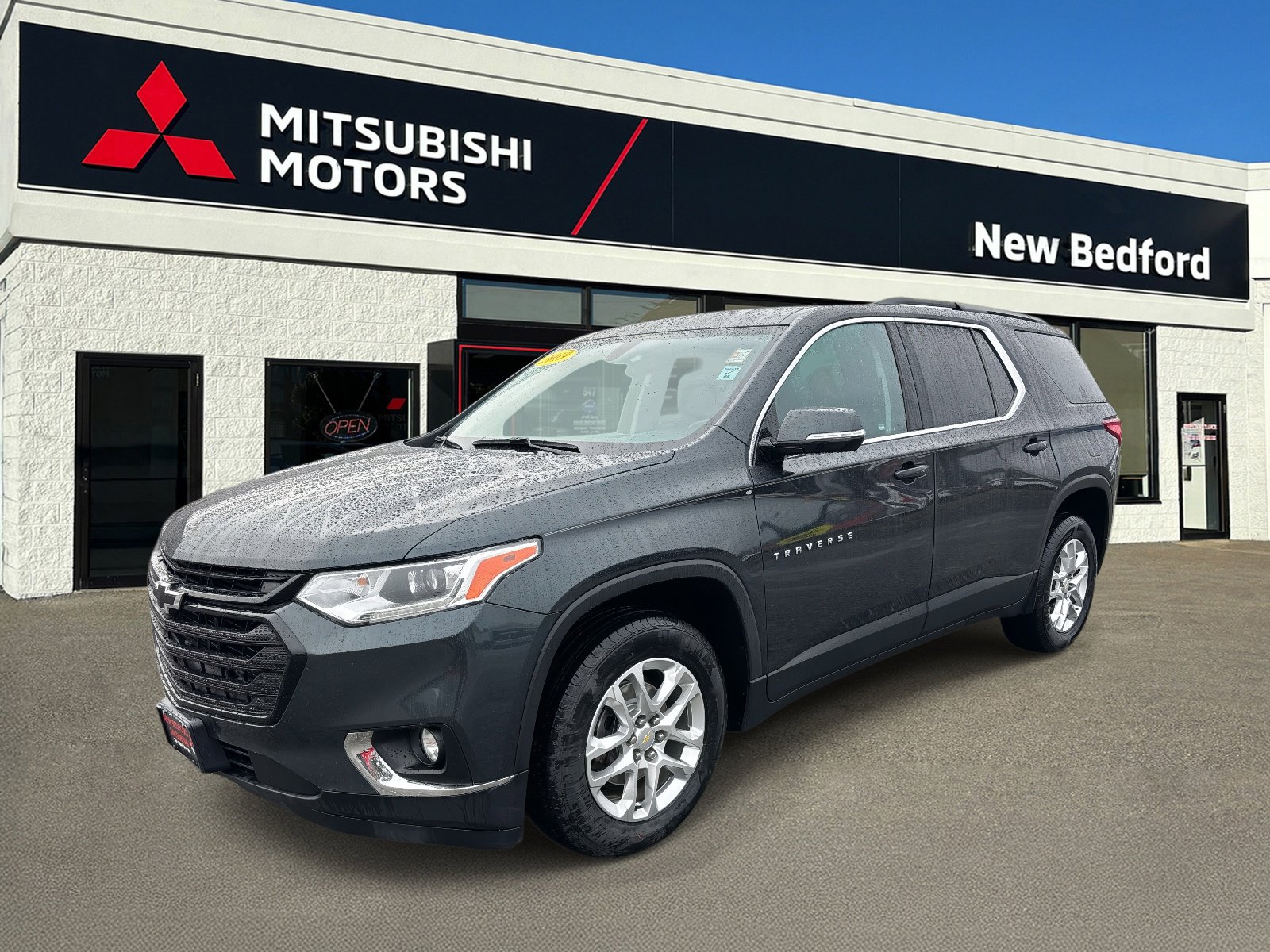 Used 2019 Chevrolet Traverse LT w/ LPO, Black Accent Package
