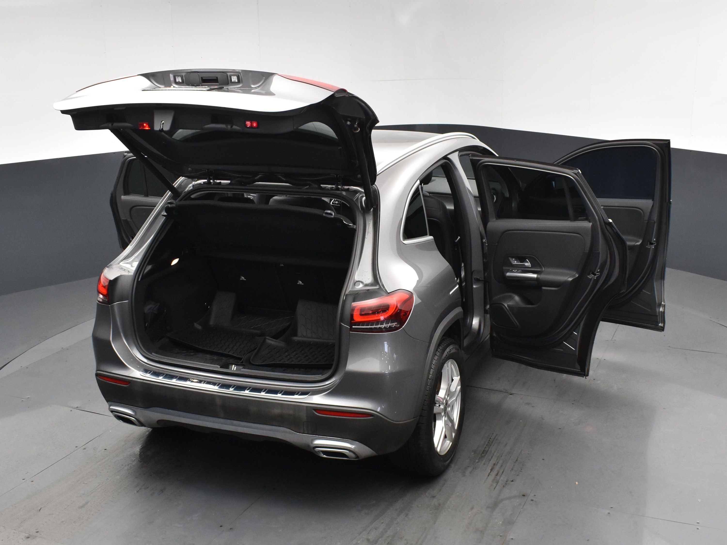 Used 2021 Mercedes-Benz GLA 250 4MATIC image 22