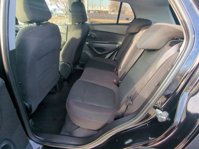 Used 2018 Chevrolet Trax LS image 15