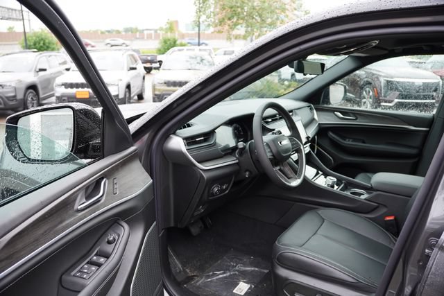 New 2026 Jeep Grand Cherokee Limited AWD/4WD image 10