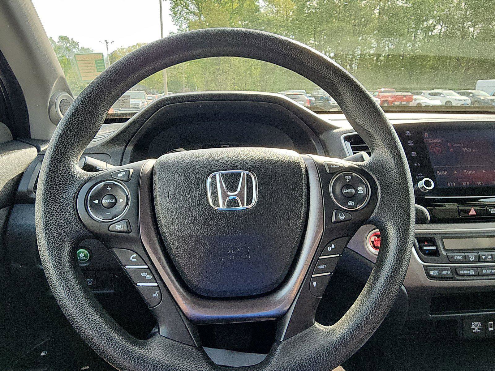 Used 2021 Honda Ridgeline Sport image 15