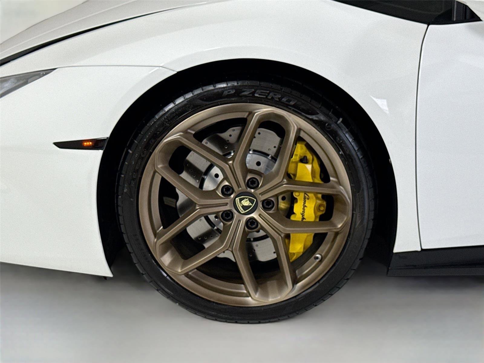 Used 2016 Lamborghini Huracan LP 580-2 image 39