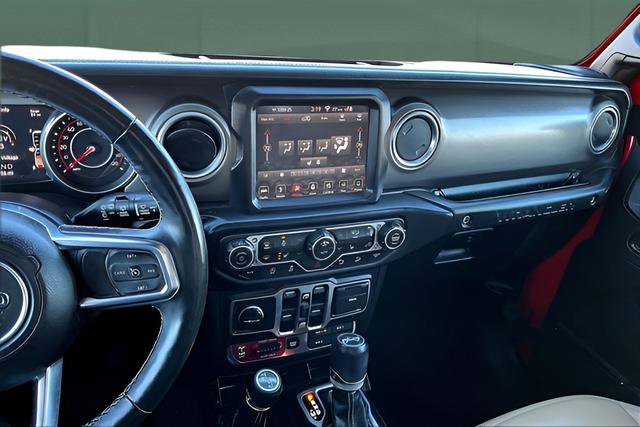 Used 2018 Jeep Wrangler Unlimited Rubicon image 16