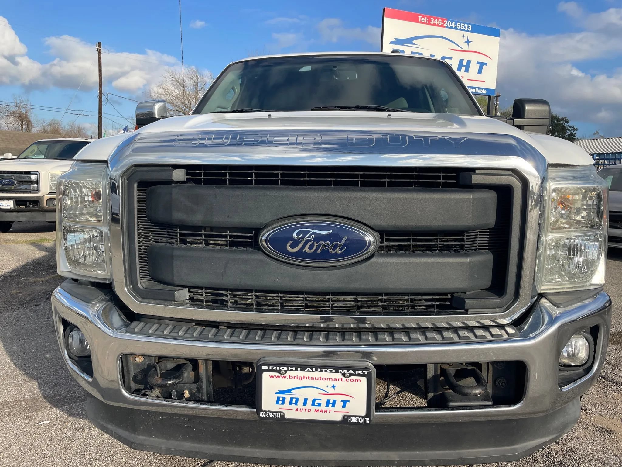 Used 2015 Ford F350 XLT w/ XLT Value Package AWD/4WD image 2