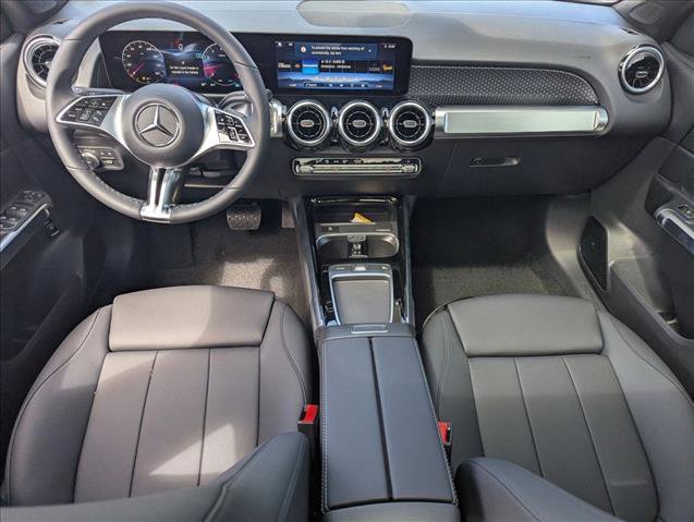 Used 2026 Mercedes-Benz GLB 250 image 14