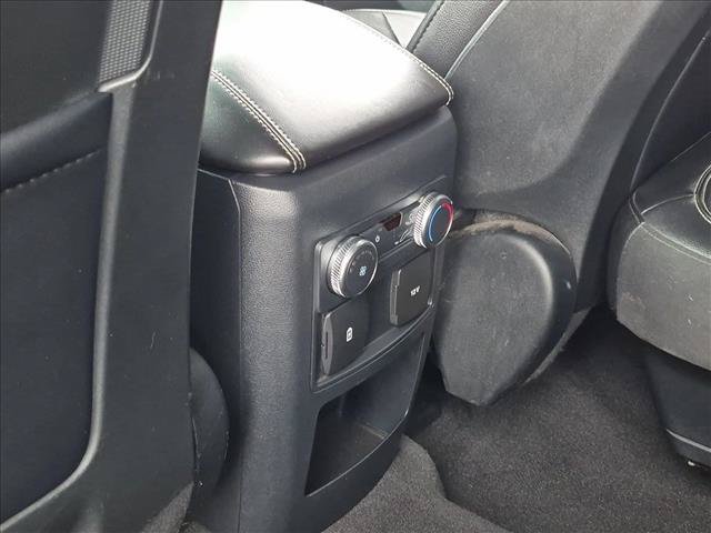 Used 2020 Ford Explorer XLT w/ Equipment Group 202A RWD image 17