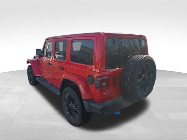 Used 2023 Jeep Wrangler Unlimited Sahara w/ Cold Weather Group image 4