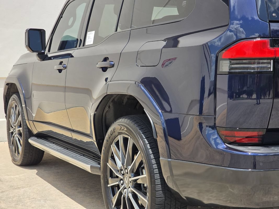 Used 2026 Lexus GX 550 w/ Accessory Package (2T) AWD/4WD image 44