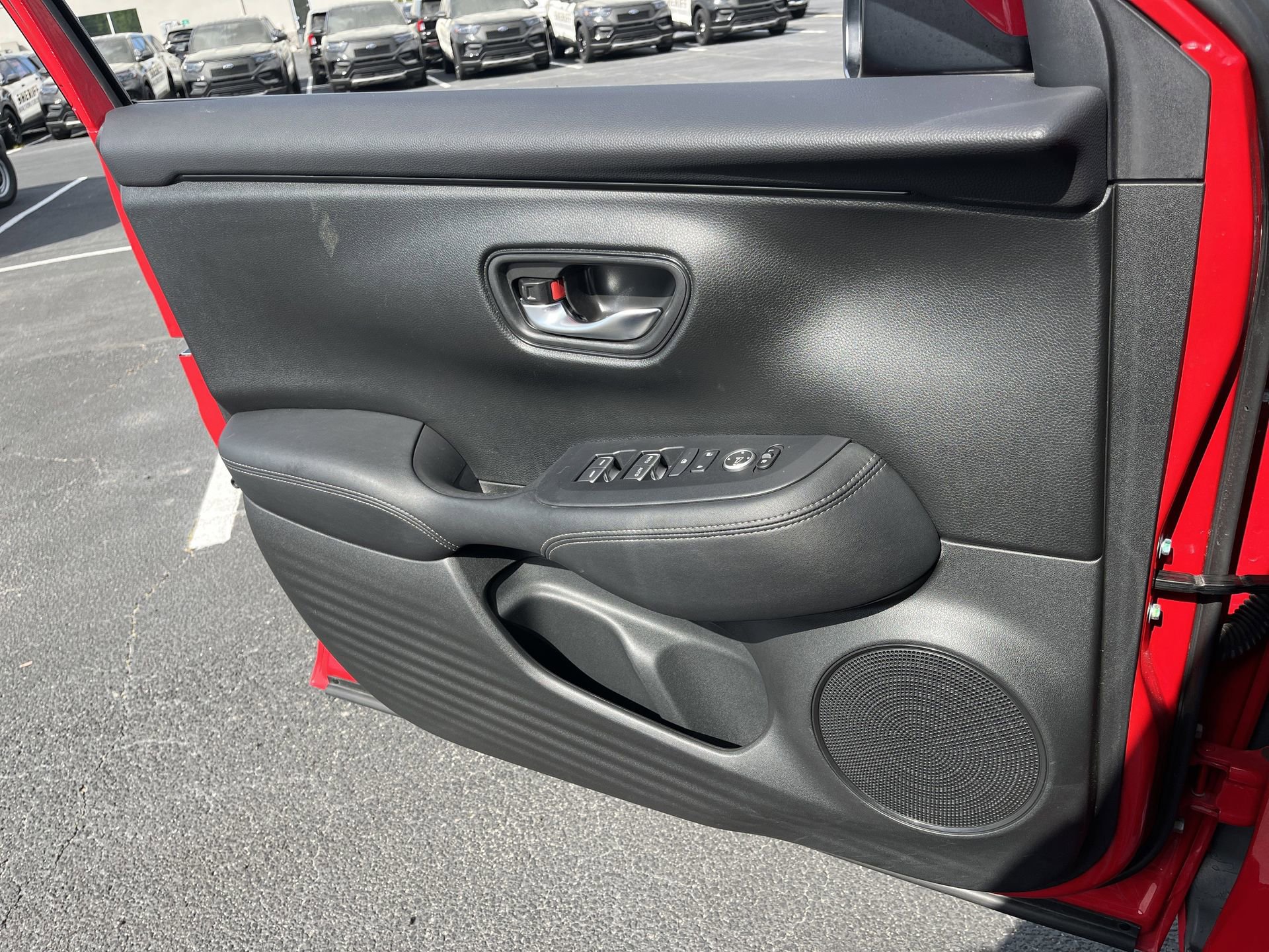 Used 2023 Honda HR-V EX-L image 13