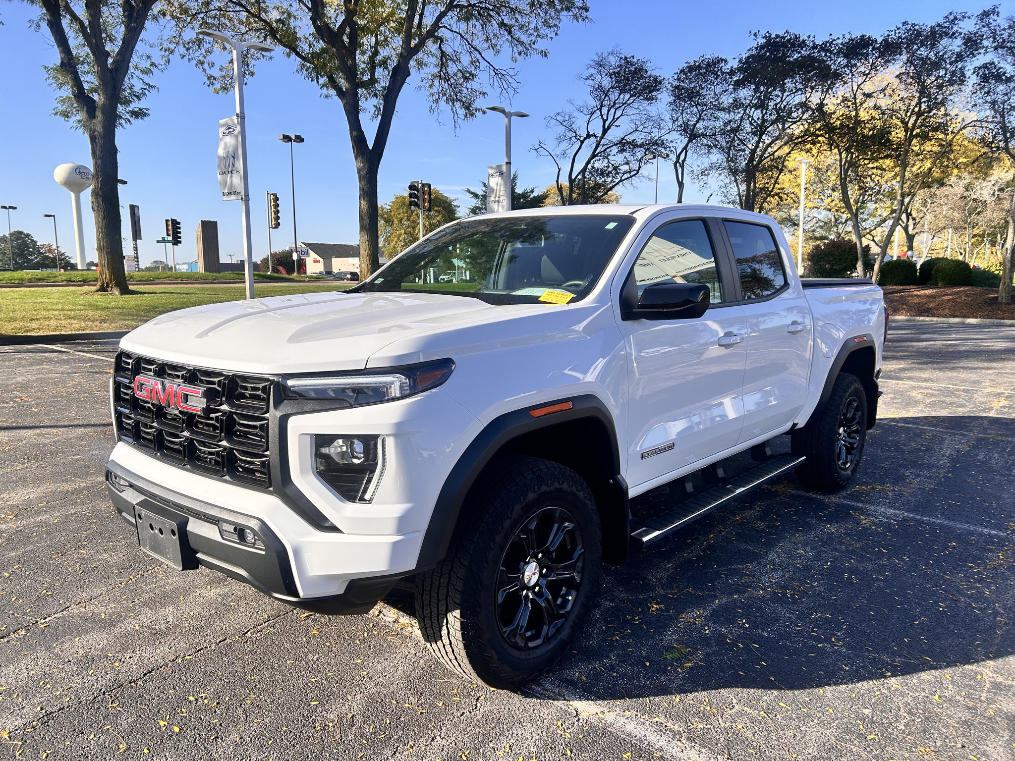 Used 2024 GMC Canyon Elevation w/ Convenience Package RWD image 3