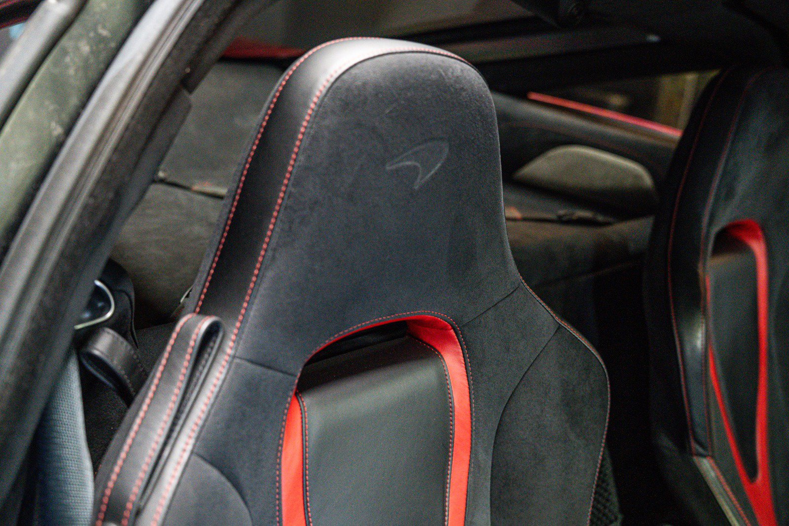 Used 2018 McLaren 720S RWD image 10
