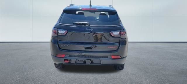 Used 2022 Jeep Compass Trailhawk w/ Trailhawk Elite Group AWD/4WD image 6