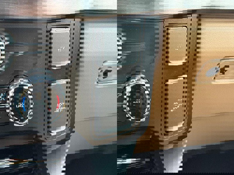 New 2026 Ford F350 Lariat w/ Chrome Package image 17