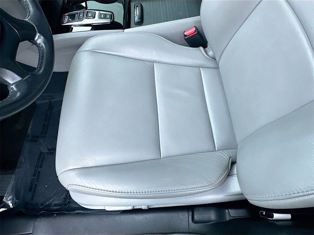 Used 2019 Honda Pilot Touring image 19