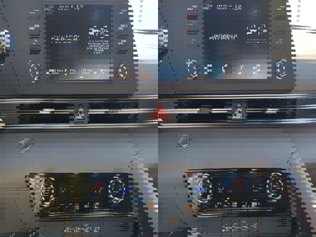 New 2026 Hyundai Elantra Sport image 28