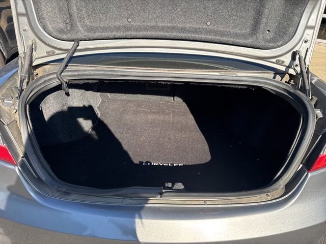 Used 2012 Chrysler 200 Touring image 18
