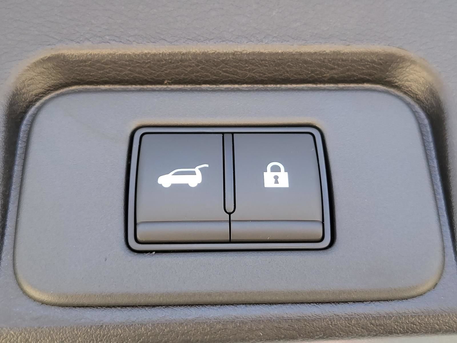 Used 2026 Nissan Rogue SV FWD image 10