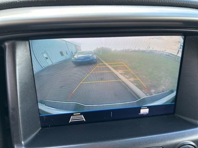 Used 2022 Chevrolet Colorado LT w/ Safety Package image 23