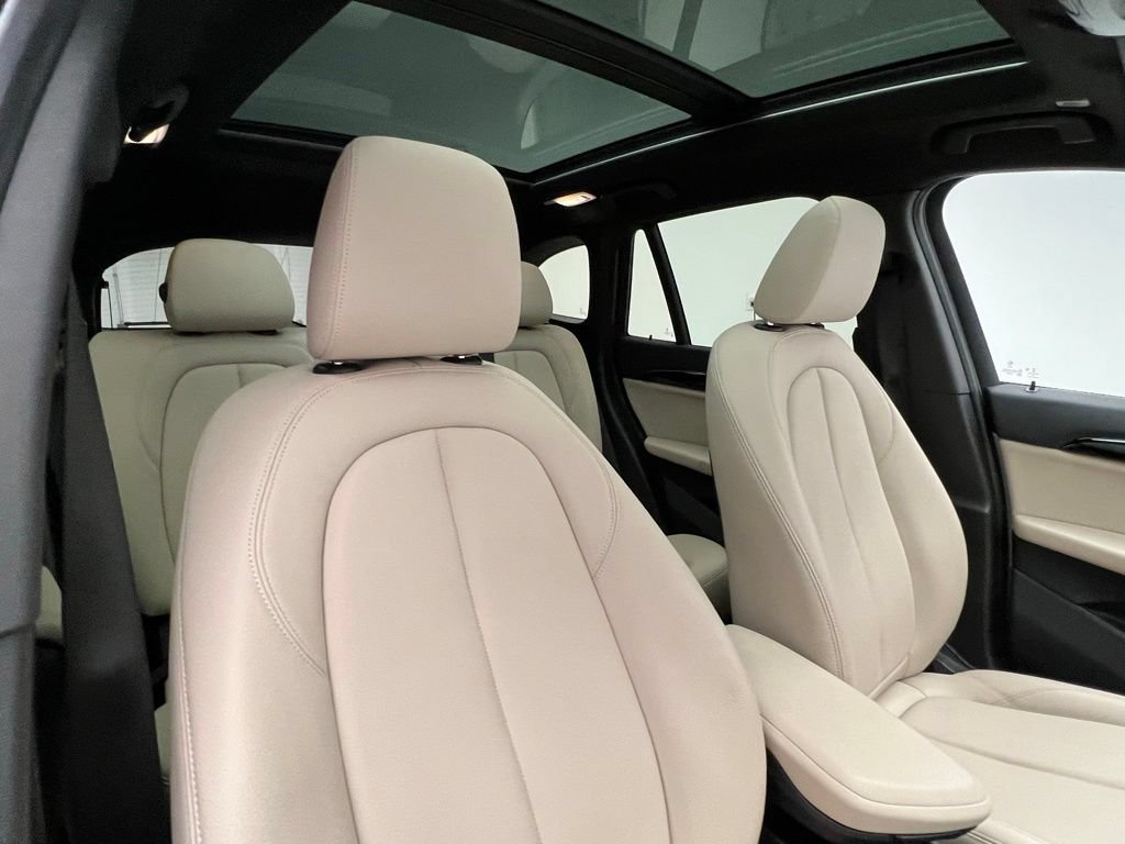 Used 2019 BMW X1 sDrive28i w/ Convenience Package FWD image 7