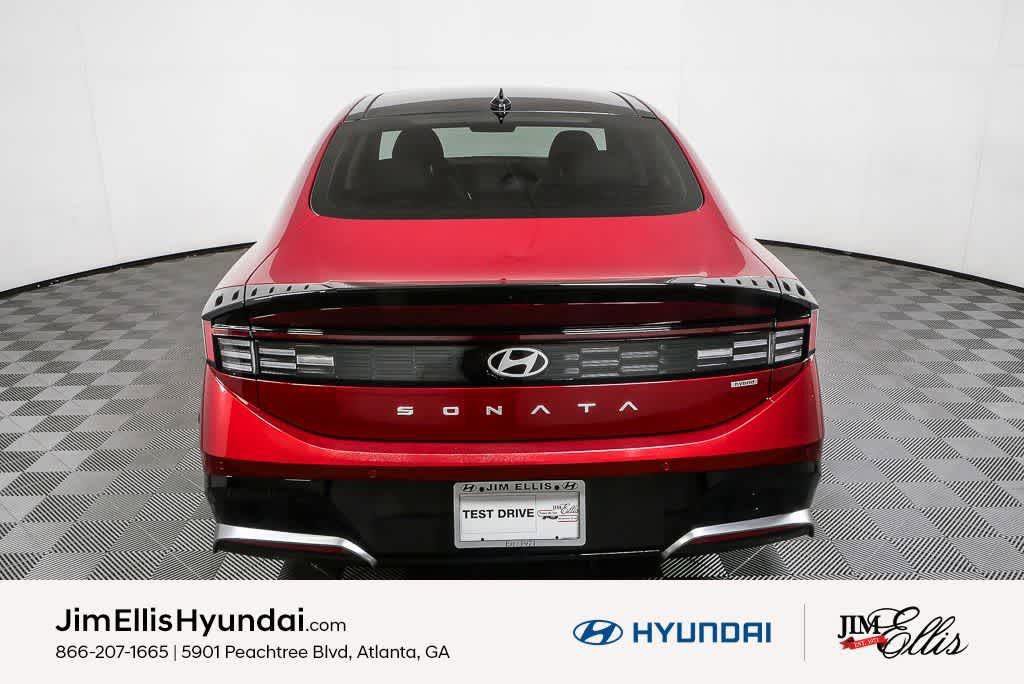 New 2025 Hyundai Sonata Limited FWD image 8
