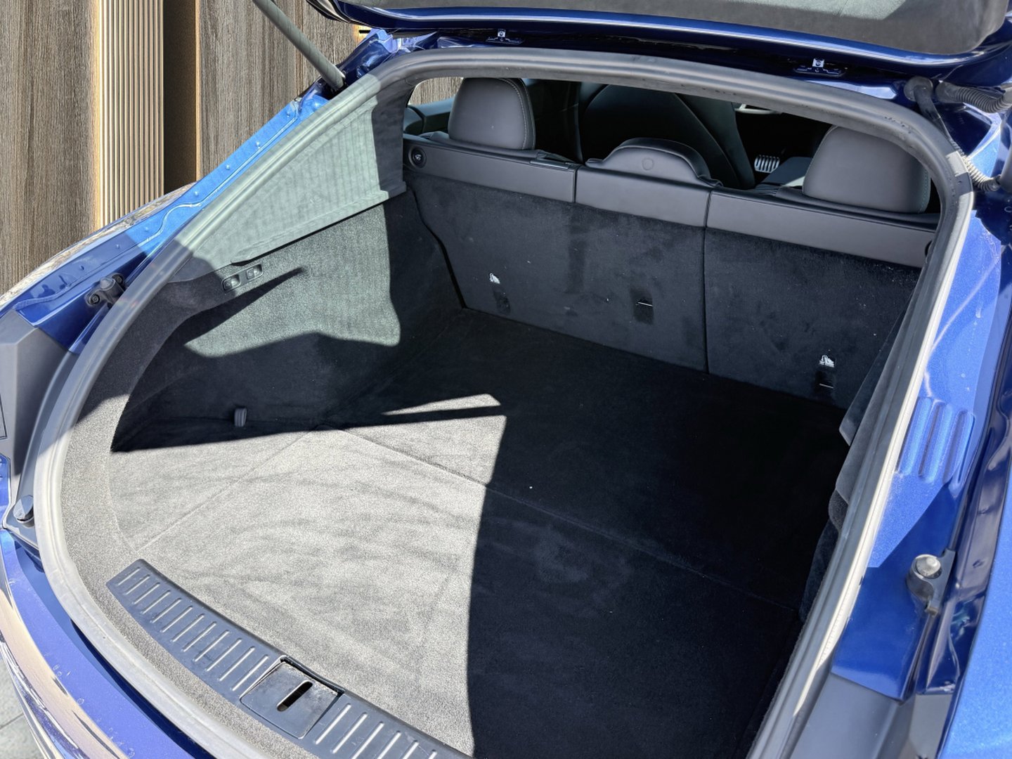 Used 2022 Tesla Model S image 16